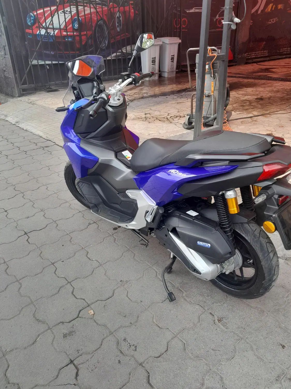 ADV 180i چهار سوپاپ|موتورسیکلت|رشت, بوسار|دیوار