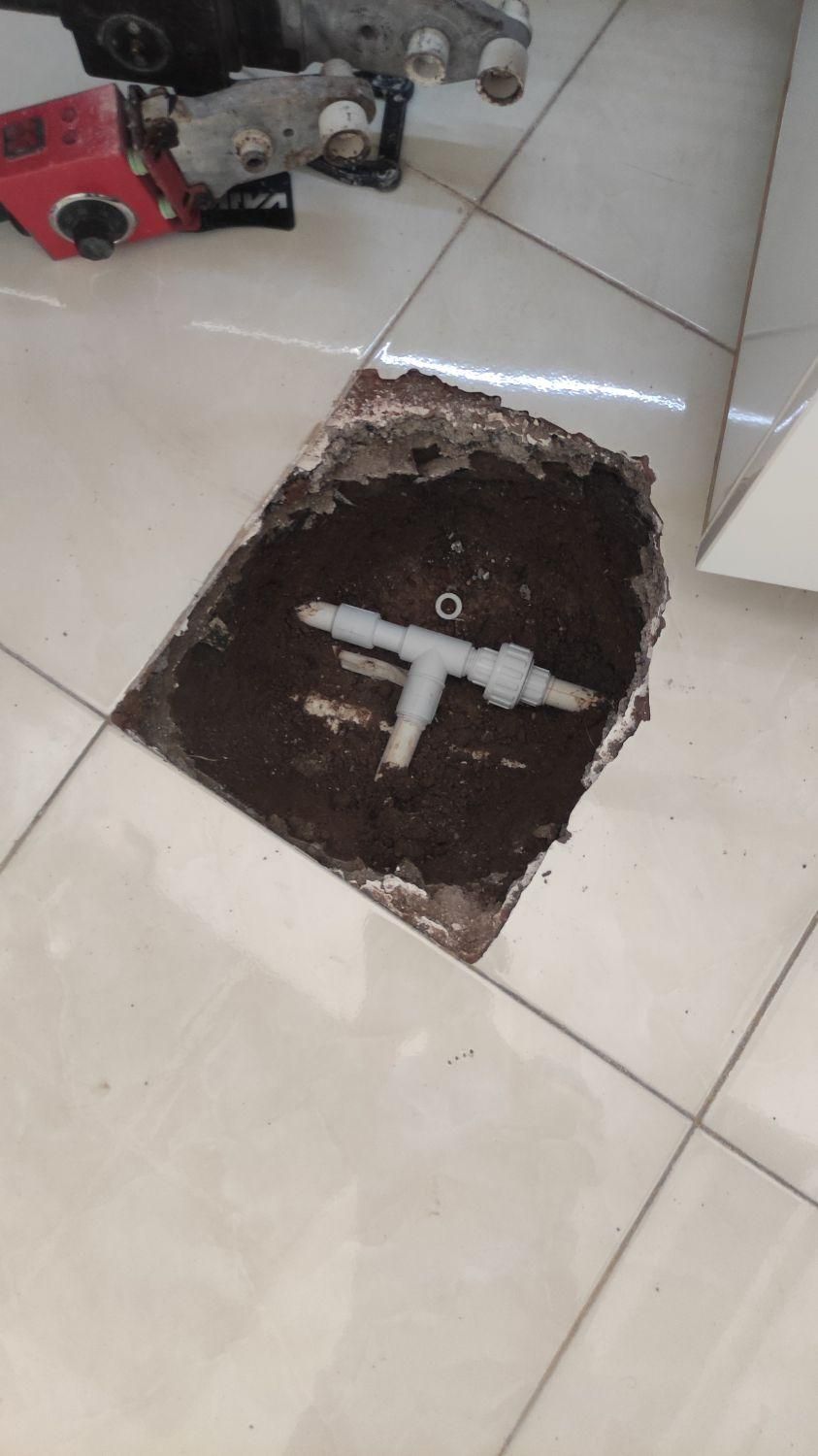 نشت یابی ترکیدگی رفع نم رطوبت با دستگاه تعمیر|خدمات پیشه و مهارت|رشت, معلم|دیوار