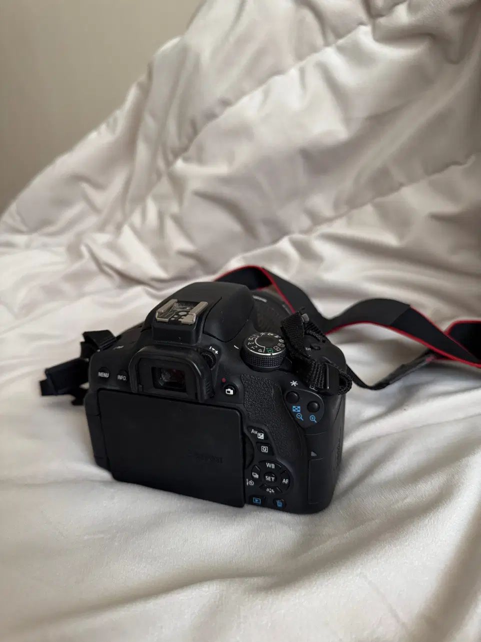دوربین Canon 750d با کیت کامل|دوربین عکاسی و فیلم‌برداری|تهران, دریاچه شهدای خلیج فارس|دیوار