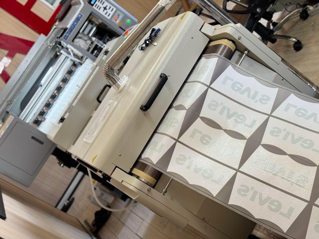 DTF / UVDTF|خدمات پیشه و مهارت|تهران, فلسطین (میدان انقلاب)|دیوار