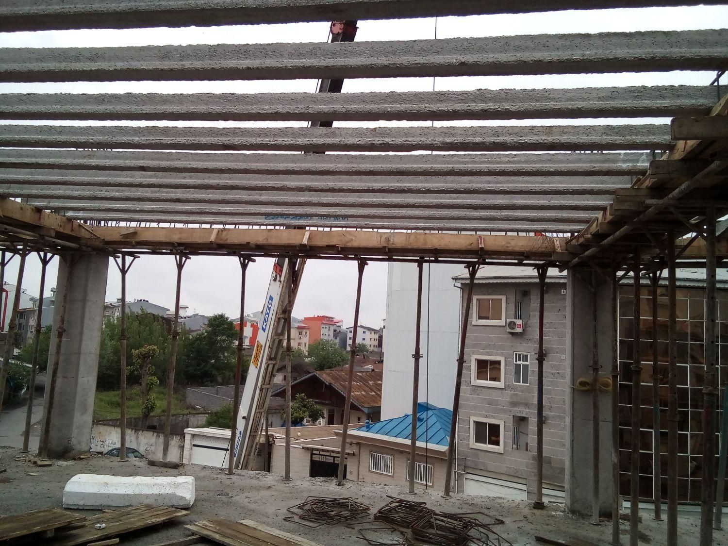 کارخانه تولید کننده تیرچه پیشتنیده سقفی|مصالح و تجهیزات ساختمان|بروجرد, |دیوار