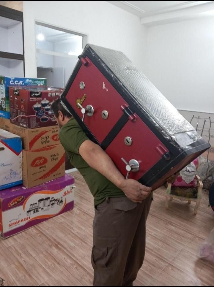 حمل اثاثیه با ماشین 9 تن و 6 متری|خدمات حمل و نقل|کرمان, |دیوار