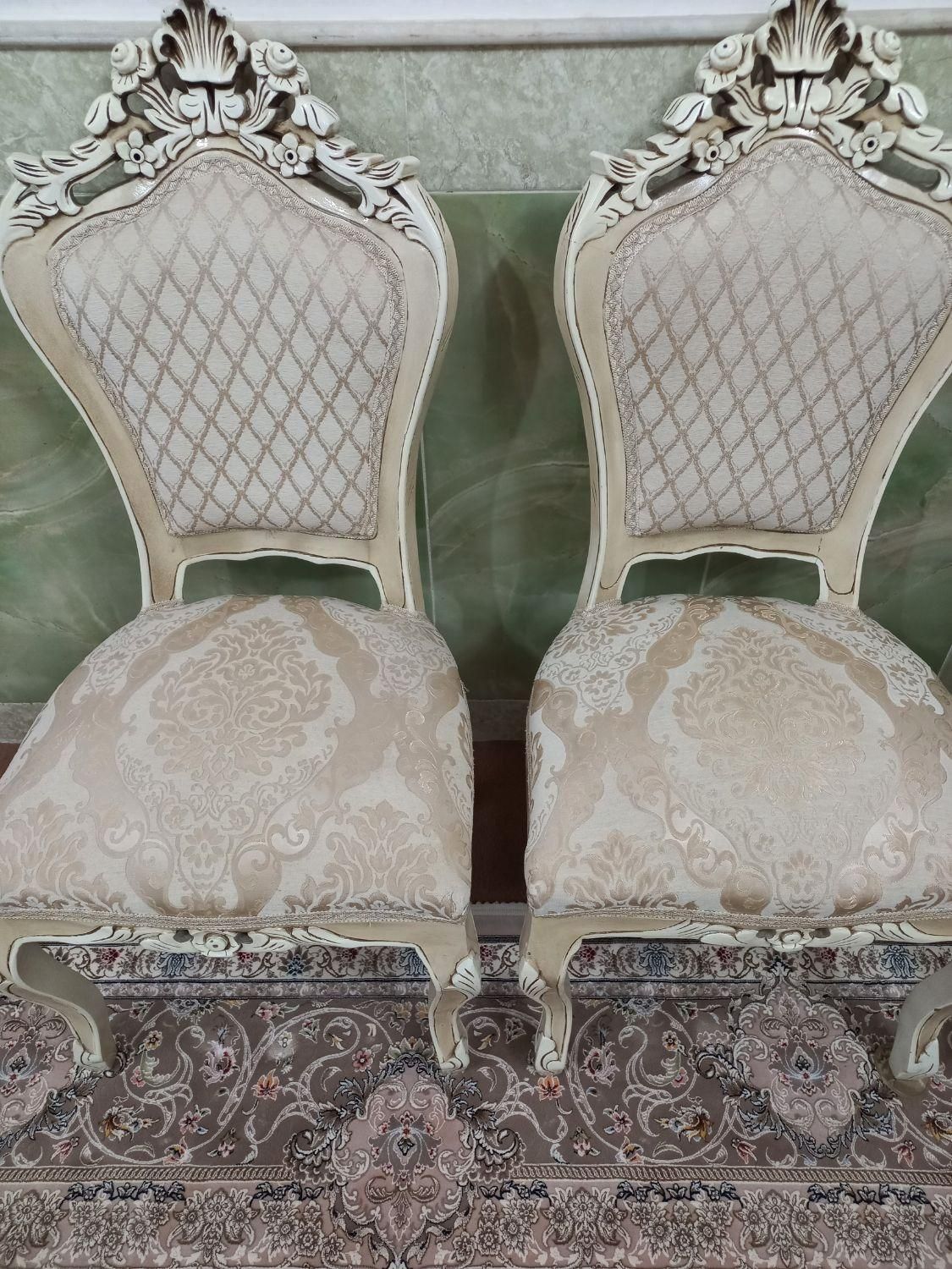 یک دست مبل ۷ نفره سلطنتی|مبلمان خانگی و میز عسلی|قم, آذر (نکویی)|دیوار