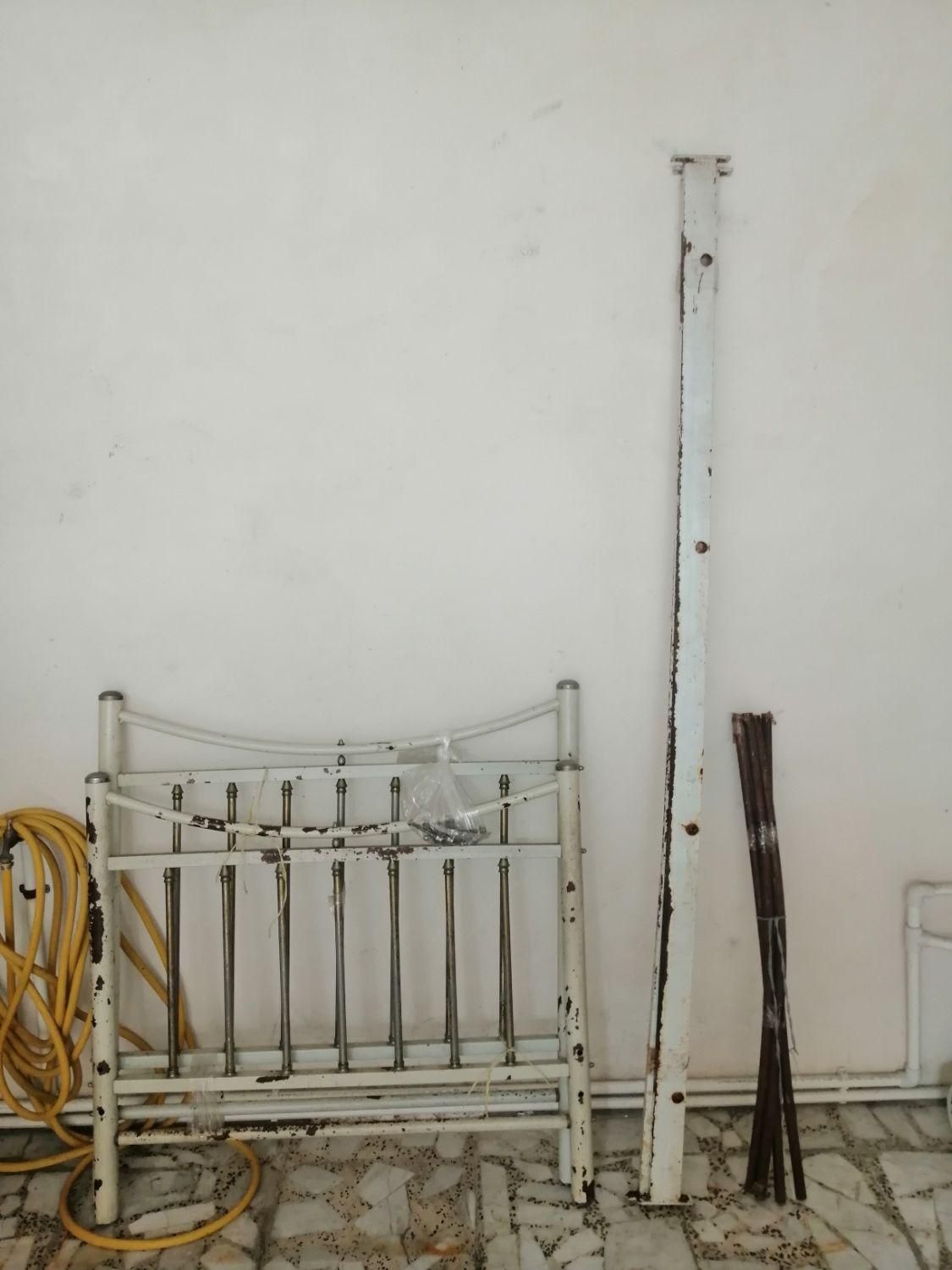 تخت فلزی یک نفره|تخت و سرویس خواب|ساری, |دیوار