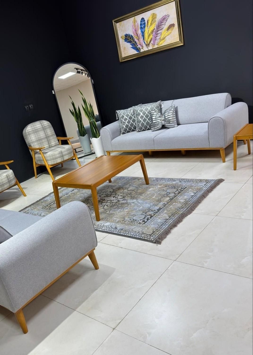 مبل راحتی و مینیمال جدید|مبلمان خانگی و میز عسلی|قم, قلعه صدری|دیوار