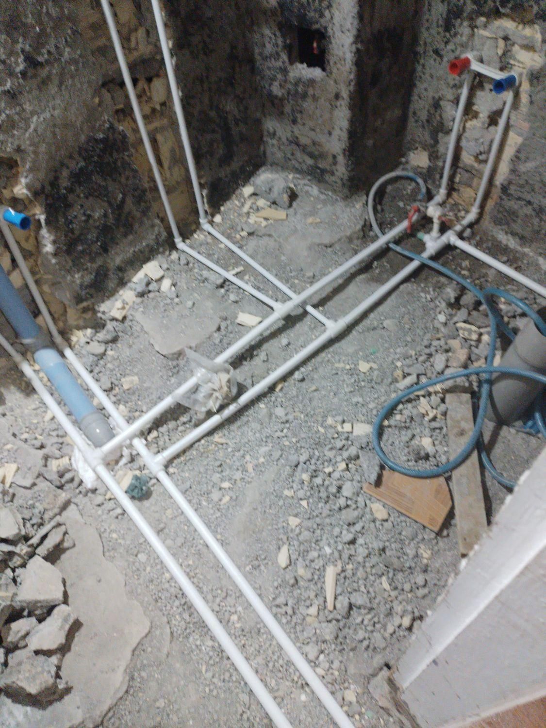 لوله کشی اب .تعمیرات ابگرمکن ،لوازم گازی سراسر رشت|خدمات پیشه و مهارت|رشت, بوسار|دیوار