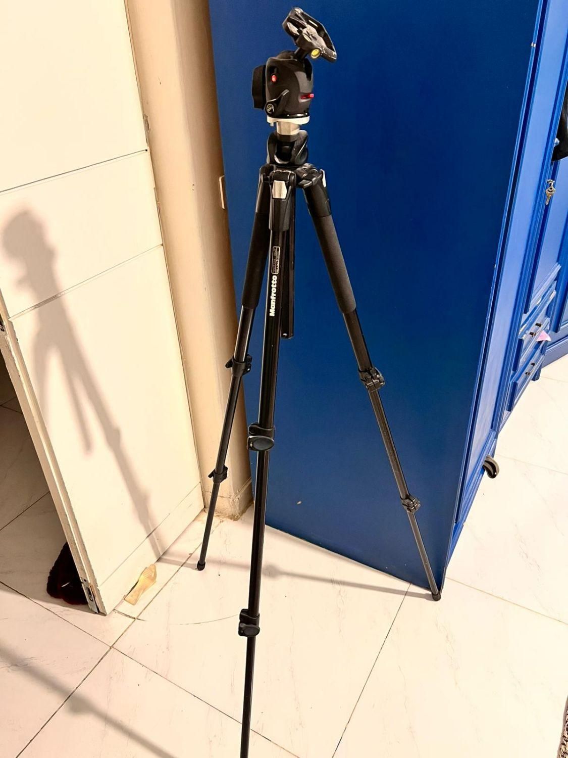 پایه دوربین manfrotto 190 pron|دوربین عکاسی و فیلم‌برداری|تهران, اختیاریه|دیوار