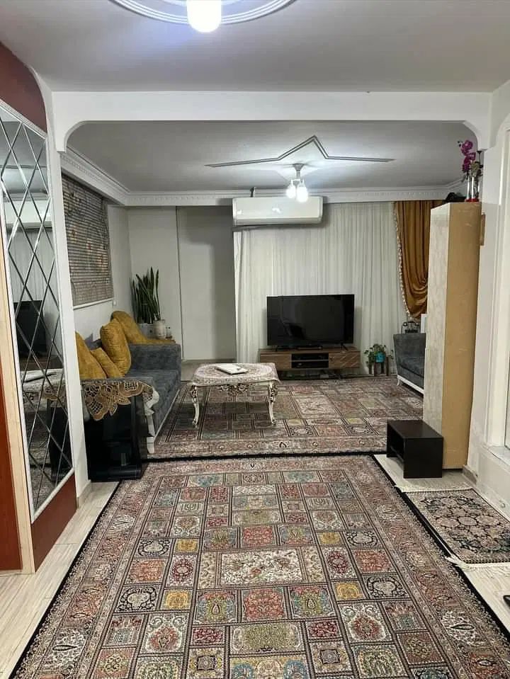فروش یک آپارتمان شیک درمنطقه ای دنج و قیمت مناسب|فروش آپارتمان|کرج, گلستان|دیوار