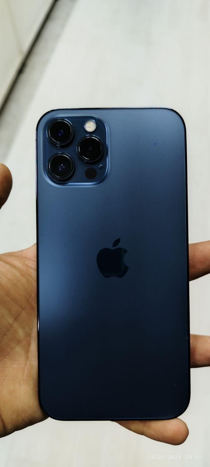 12pro max|موبایل|قم, ارم|دیوار