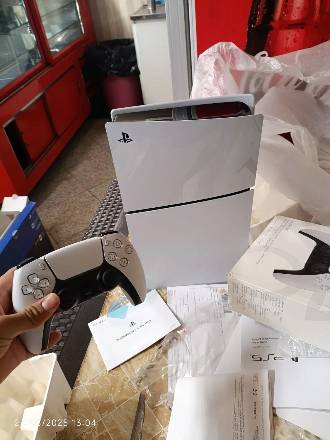 ps5 دیجیتال اسلیم با یک دسته اضافه ریجن اروپا|کنسول، بازی ویدئویی و آنلاین|کرج, شهرک فرهنگیان|دیوار
