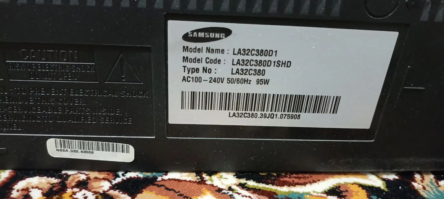 تلویزیون LCD32|تلویزیون و پروژکتور|اصفهان, پرتمان|دیوار