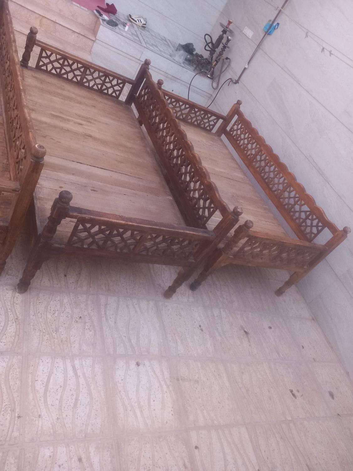 ۲عدد تخت سنتی|مبلمان خانگی و میز عسلی|کوهدشت, |دیوار
