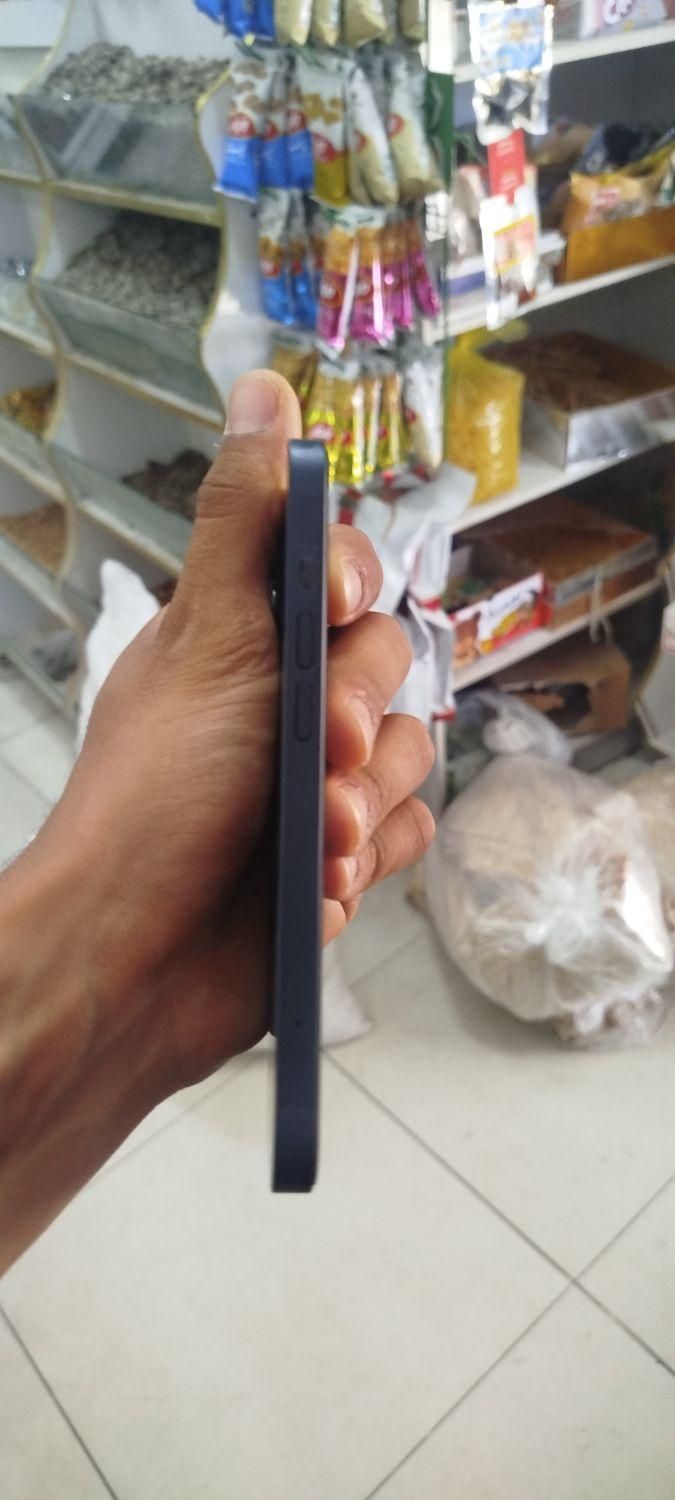 اپل iPhone 13 با حافظهٔ ۱۲۸ گیگابایت|موبایل|اصفهان, برازنده|دیوار