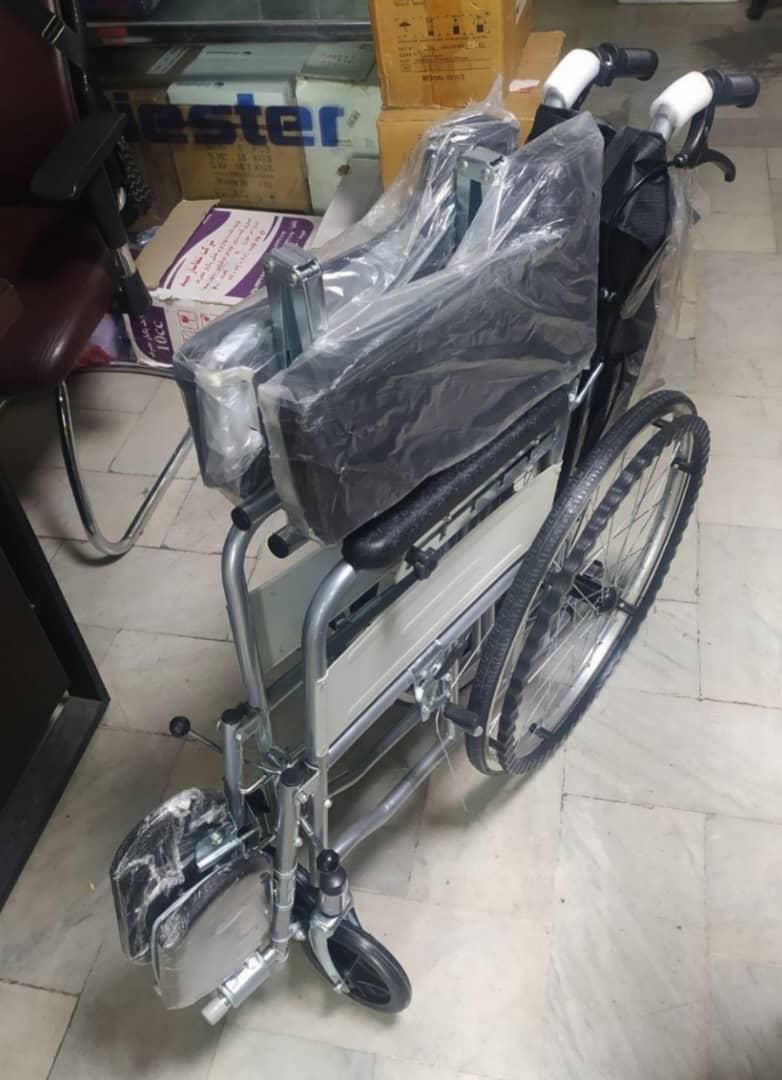 ویلچر تخت خواب شو و حمام و لگن دار|آرایشی، بهداشتی، درمانی|تهران, شوش (باغ آذری)|دیوار