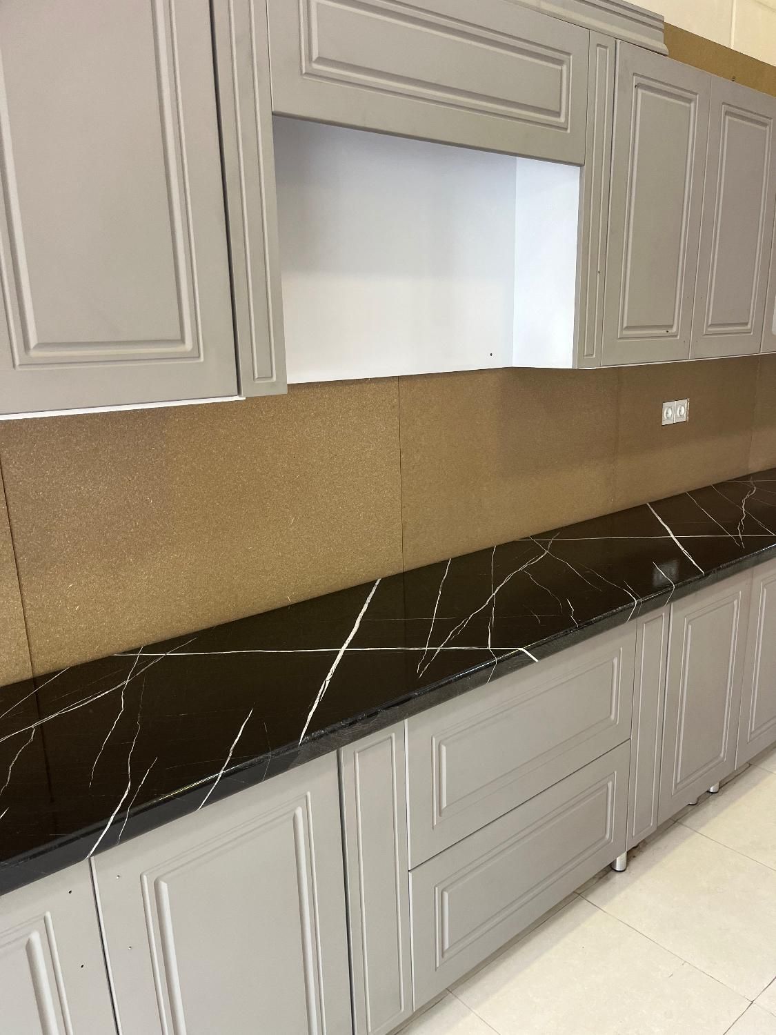 کابینت صفحه مشکی وسفیدامپراطورآیسانم|مصالح و تجهیزات ساختمان|کاشان, شهرک ۲۲ بهمن|دیوار