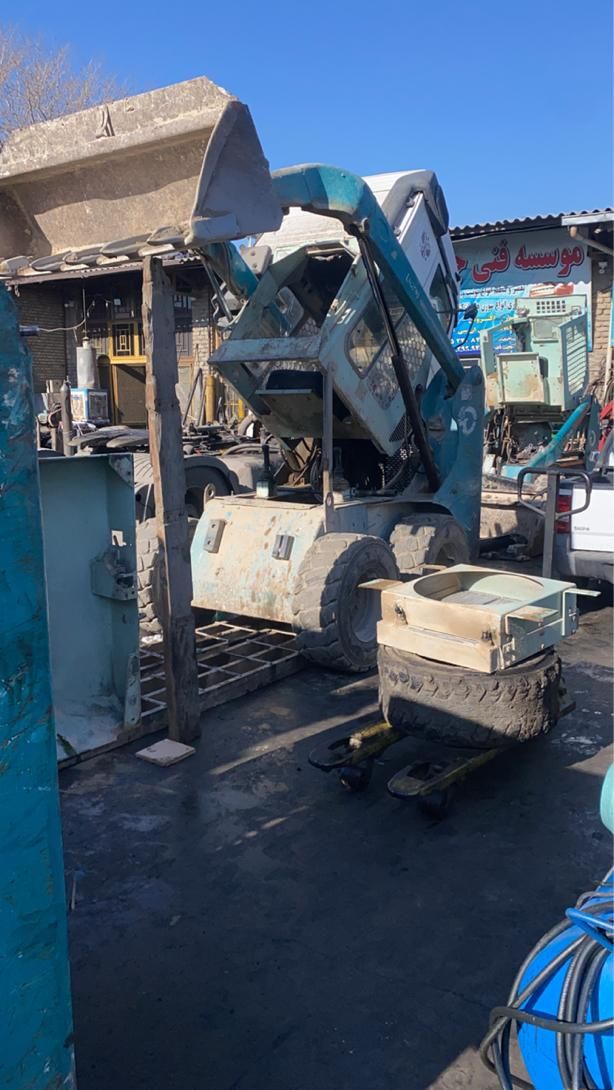 تعمیرات تخصصی، خرید و فروش انواع مینی لودر|خودرو سنگین|مشهد, طرق|دیوار