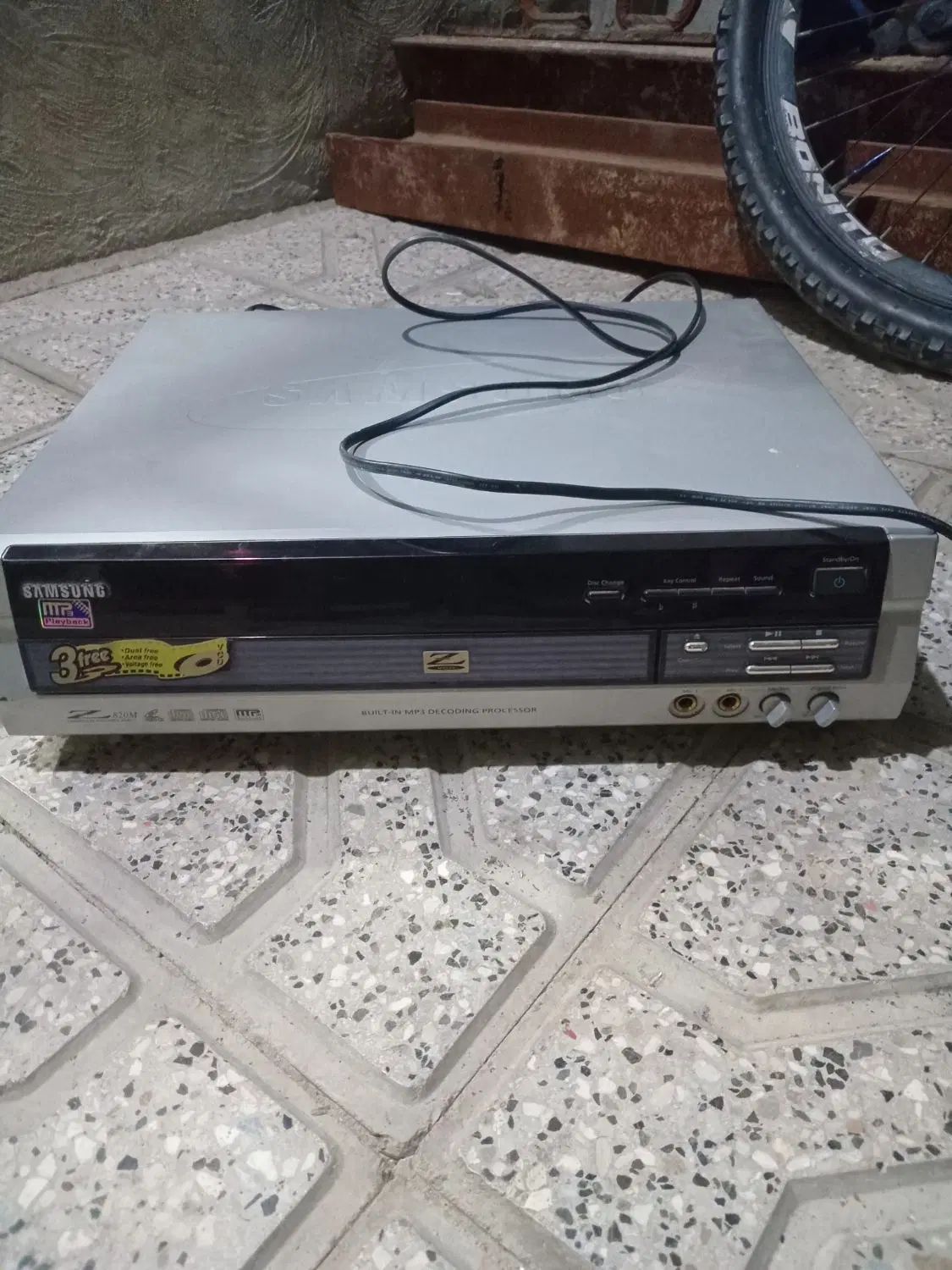 سیدی دایویکس سه دیکس|پخش‌کننده DVD و ویدیو|مشهد, موعود|دیوار