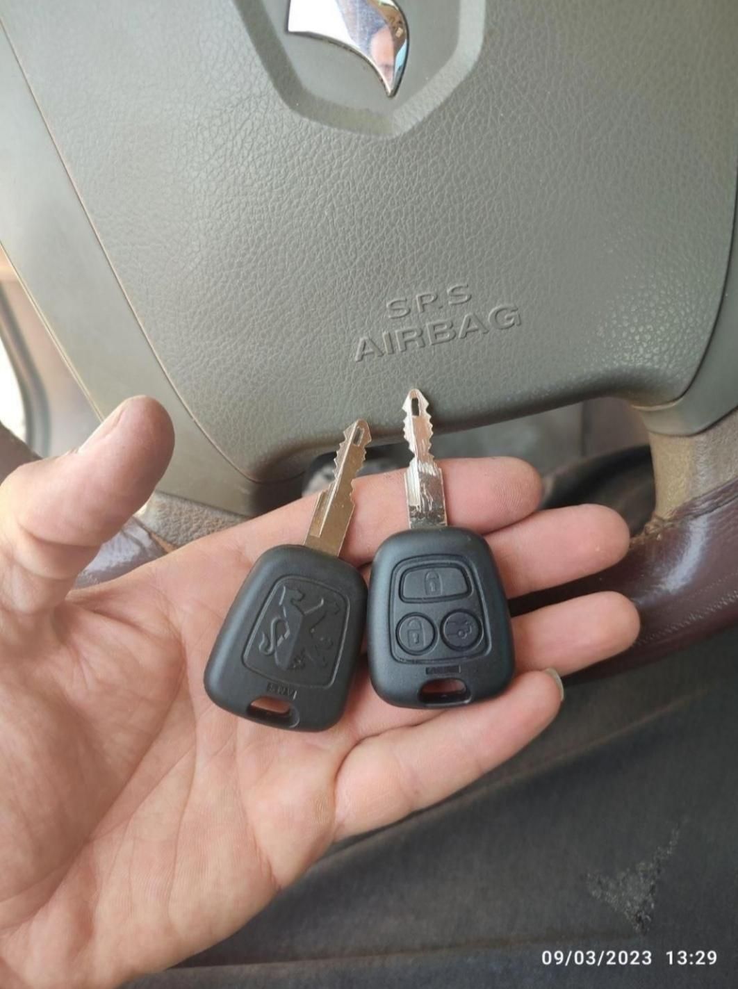 کلیدسازی ارم کلید سازی شبانه روزی صدرا|خدمات پیشه و مهارت|صدرا-فارس, فاز ۱|دیوار