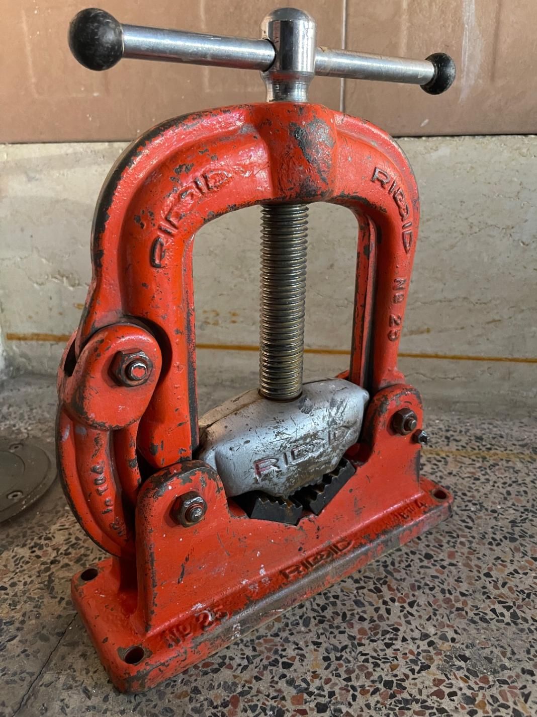گیره رومیزی مادام العمر ریجید ساخت آمریکا RIDGID|ماشین‌آلات صنعتی|کرج, حصارک بالا|دیوار