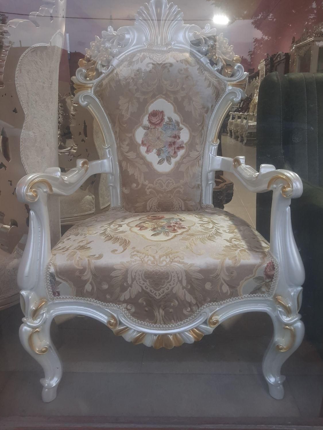 تولید و تعمیر مبل راحتی استیل درمبل سازی حلاوتی|مبلمان خانگی و میز عسلی|سلماس, |دیوار