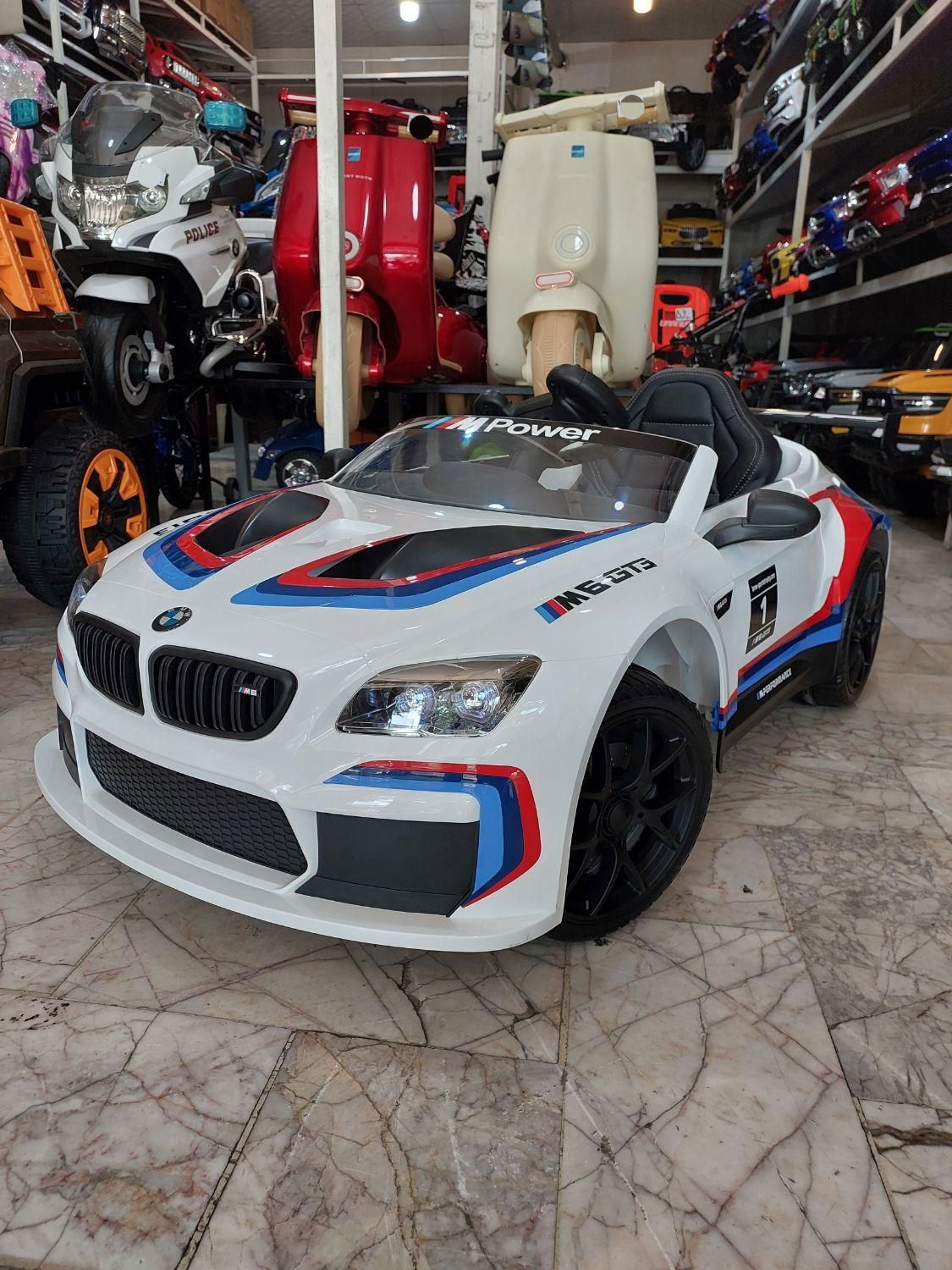 ماشین شارژی بی ام و m6 لایسنس بی ام و آلمان|اسباب‌بازی بچه|مشهد, مصلی (کارمندان اول)|دیوار