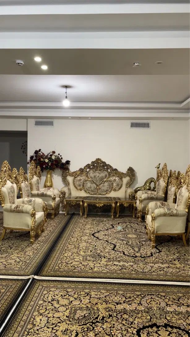 مبل ۹نفره و ناهارخوری ۱۰ نفره ورق طلا|مبلمان خانگی و میز عسلی|کرمانشاه, |دیوار