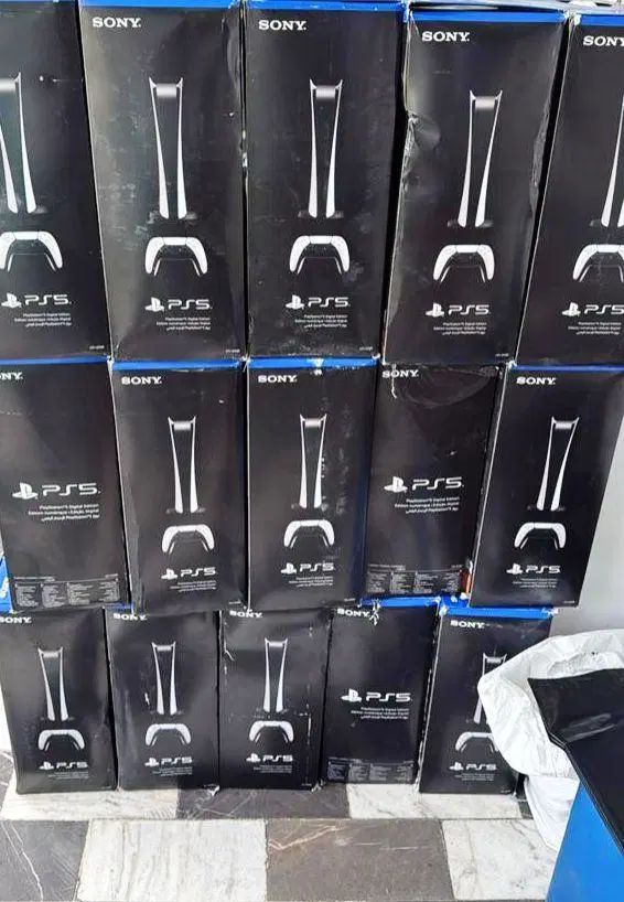 کنسول بازی ps5 + هدیه پایه شارژر (تعداد محدود)|کنسول، بازی ویدئویی و آنلاین|تهران, گلستان (شهرک راه آهن)|دیوار