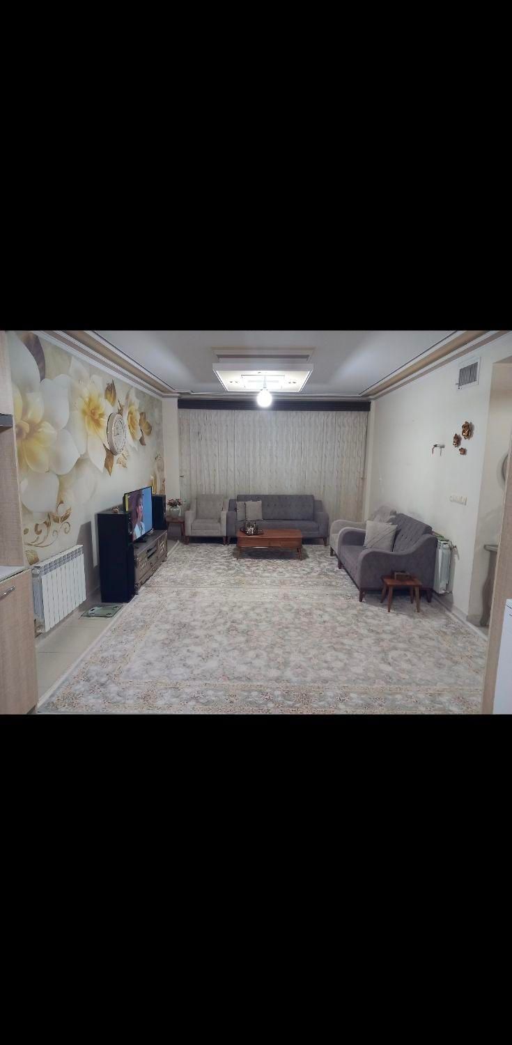 رهن آپارتمان ۸۵ متری ۲ خوابه بر بلوار گل ها الهیه|اجارهٔ آپارتمان|کرمانشاه, |دیوار