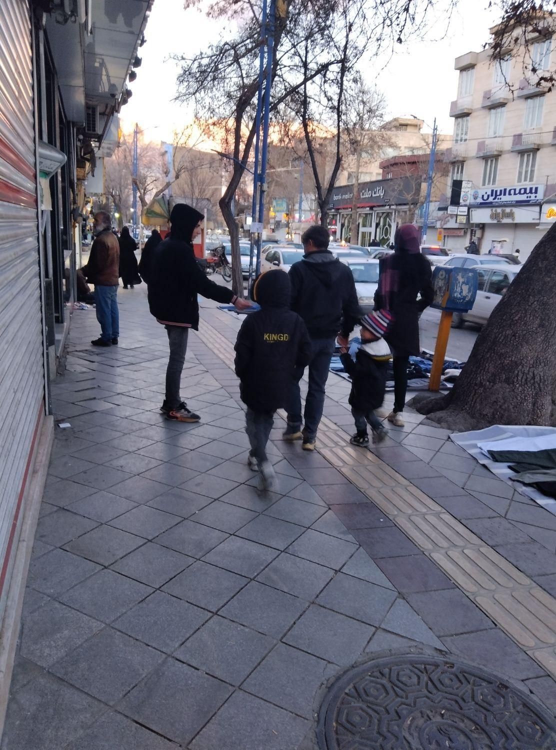 پخش و نصب تراکت تبلیغاتی شما (تضمینی)|خدمات پیشه و مهارت|ارومیه, |دیوار