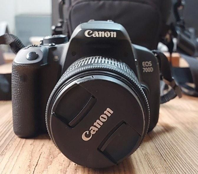دوربین 700D Canon به همراه لنز 55-250 بعلاوه کیف|دوربین عکاسی و فیلم‌برداری|تهران, جردن|دیوار