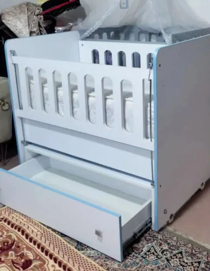 تخت کودک و نوزاد با تشک تخت|تخت و صندلی بچه|کرج, خرمدشت|دیوار