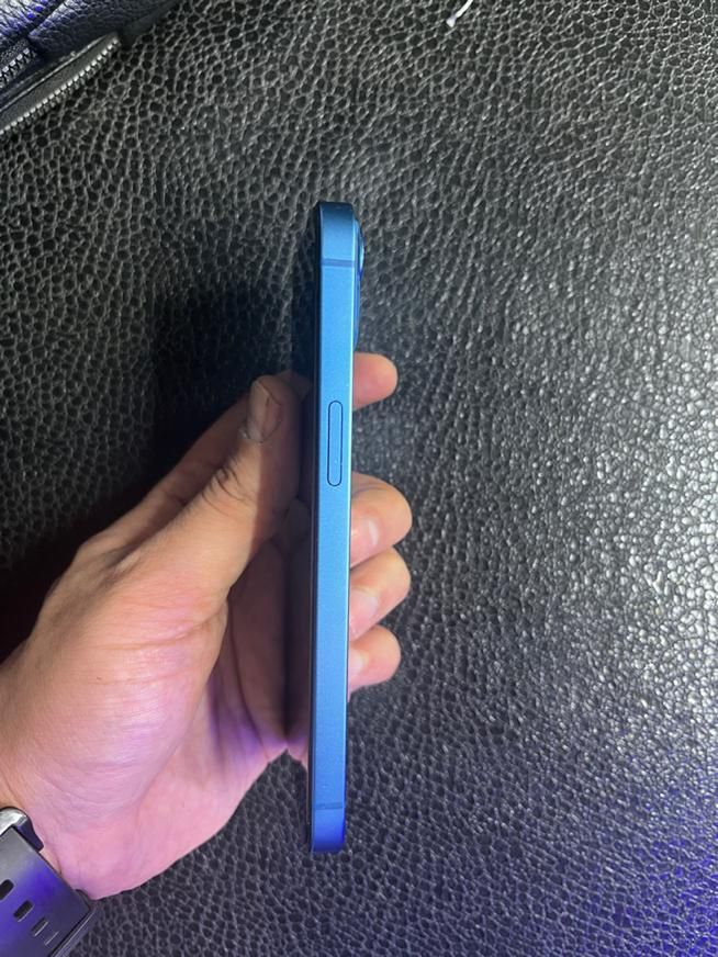اپل iPhone 13 با حافظهٔ ۱۲۸ گیگابایت|موبایل|تهران, خلیج فارس|دیوار