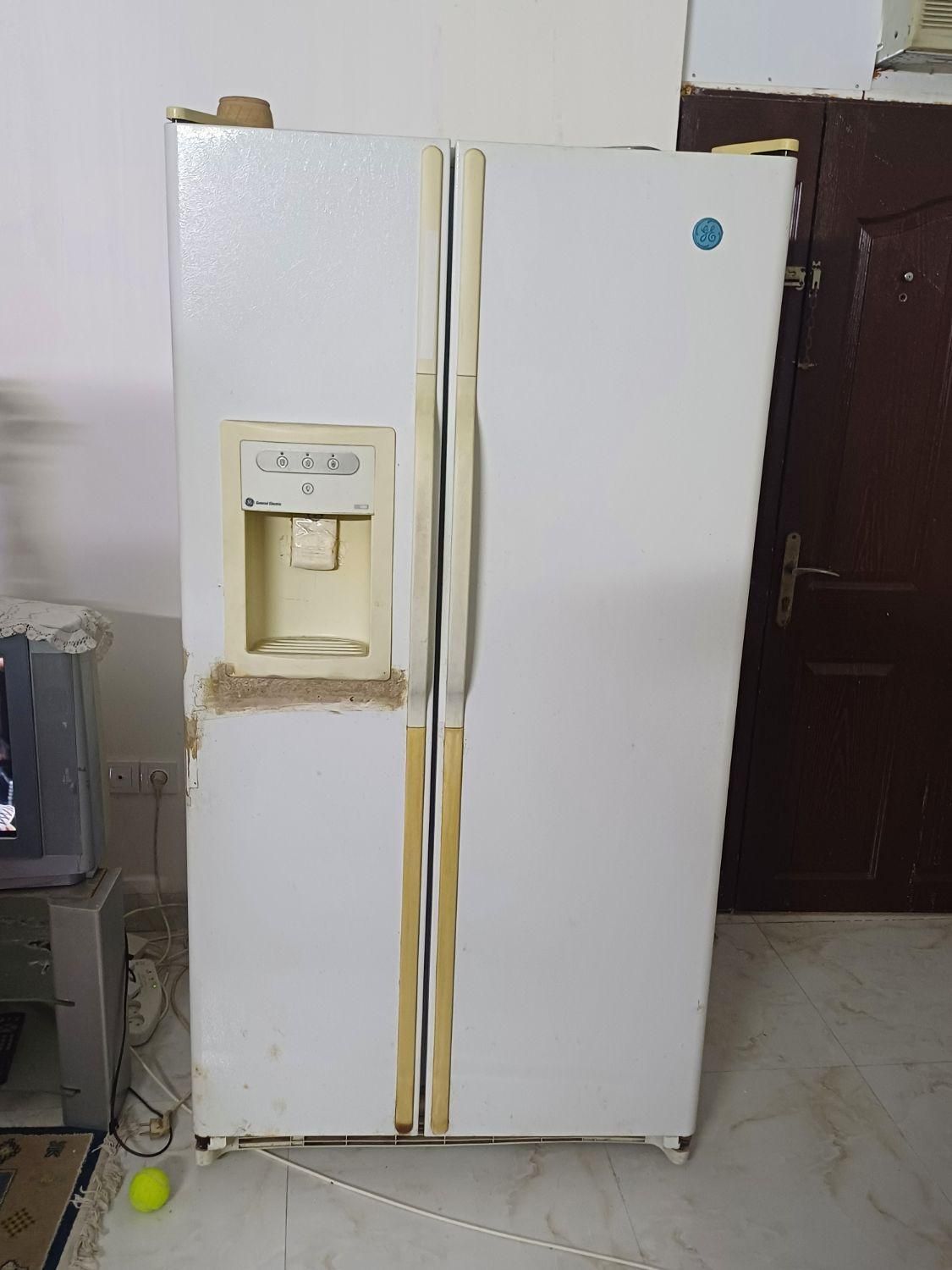 یخچال آمریکای|یخچال و فریزر|رشت, جماران|دیوار