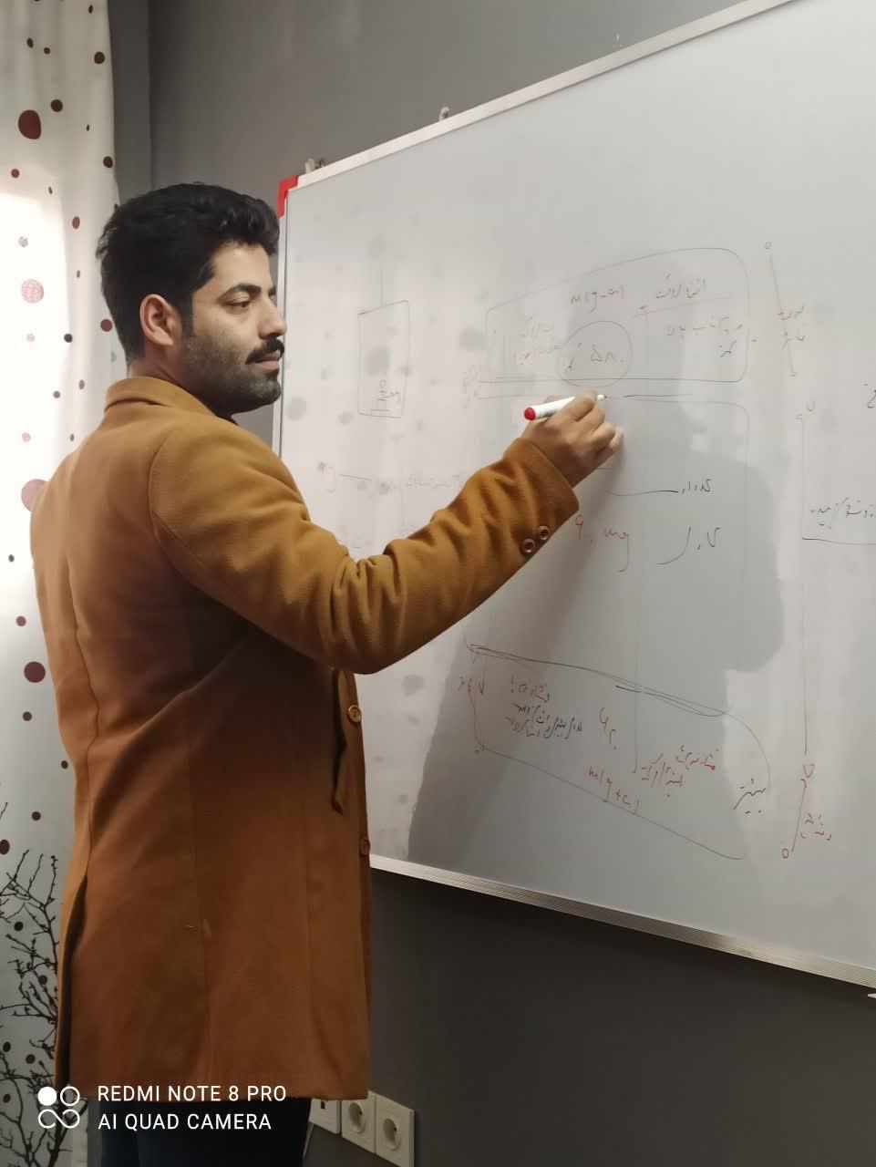 ریاضی و فیزیک و شیمی فقط ساعتی ۱۰۰ هزار تومن|خدمات آموزشی|مشهد, جنت|دیوار