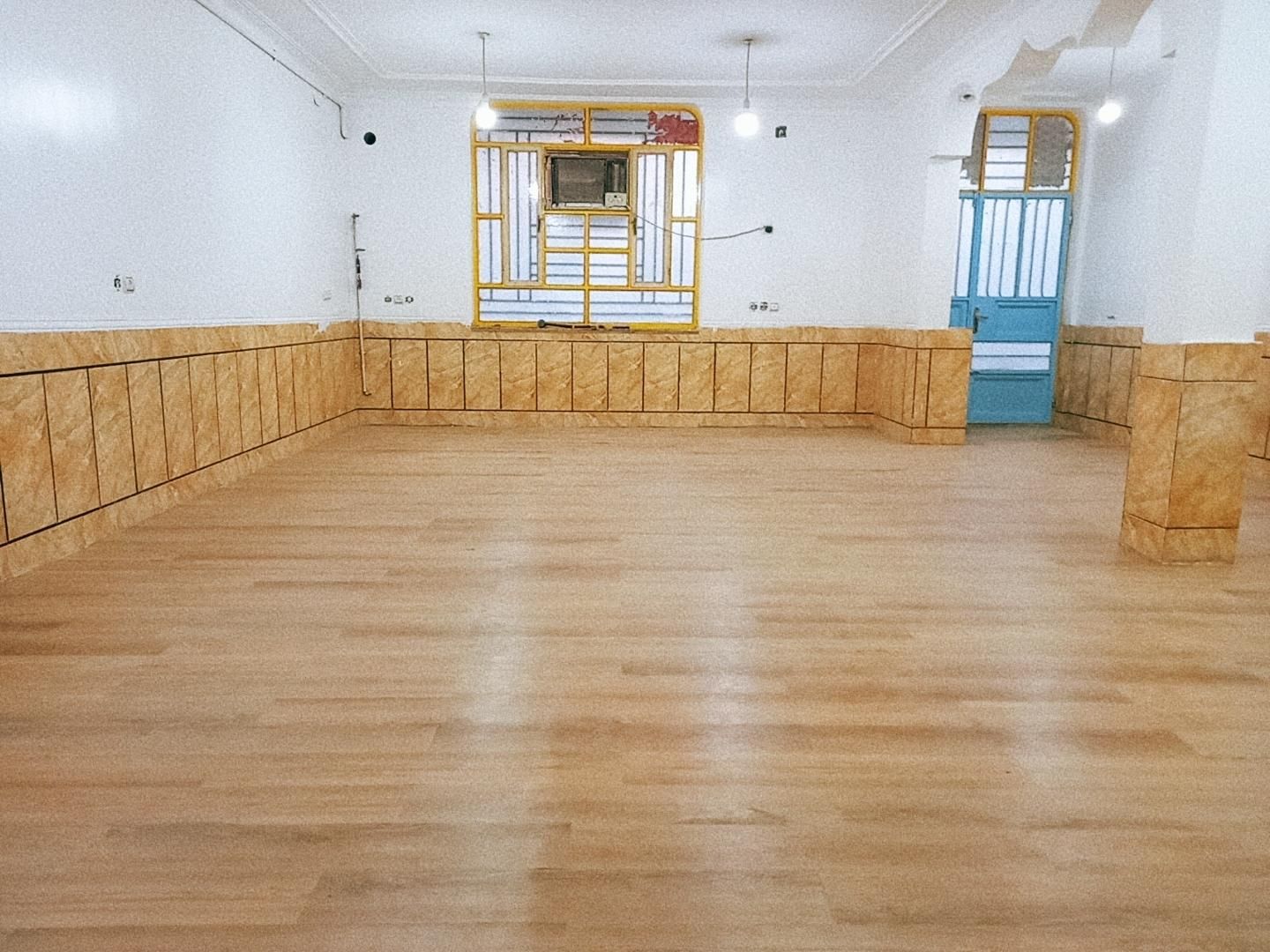 فروش و نصب کفپوش و پارکت|خدمات پیشه و مهارت|مسجد سلیمان, |دیوار