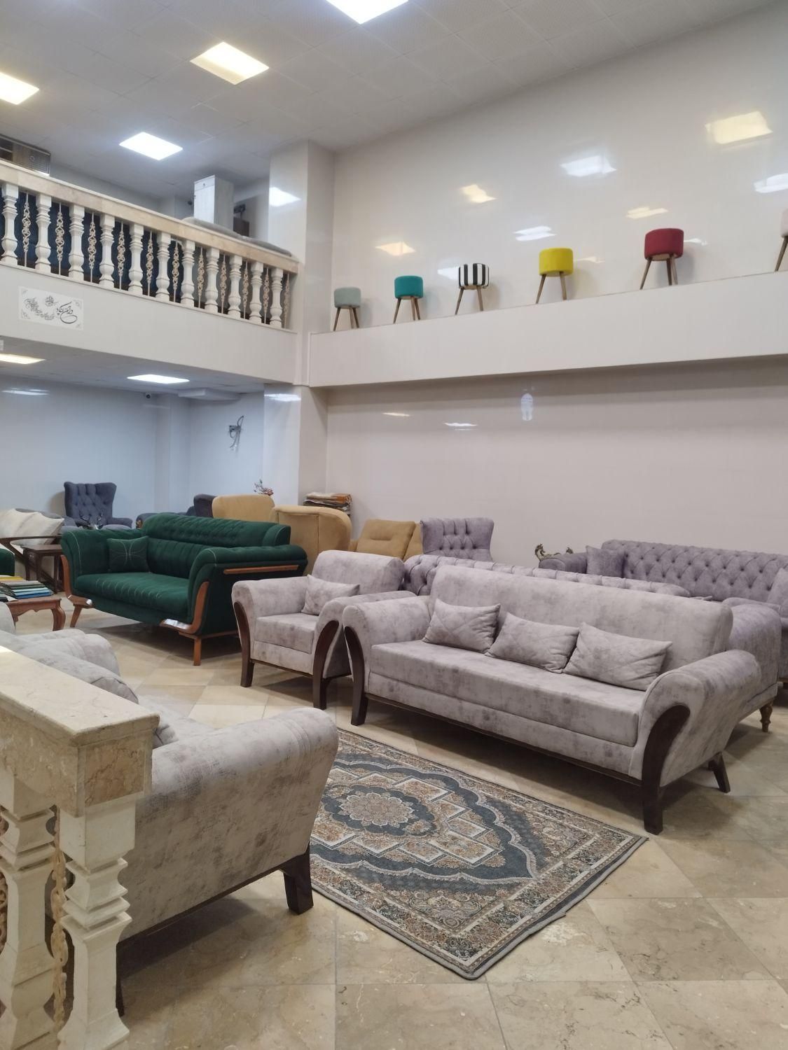 تولیدی مبل راحتی و مبل های شرکتی|مبلمان خانگی و میز عسلی|سمنان, |دیوار