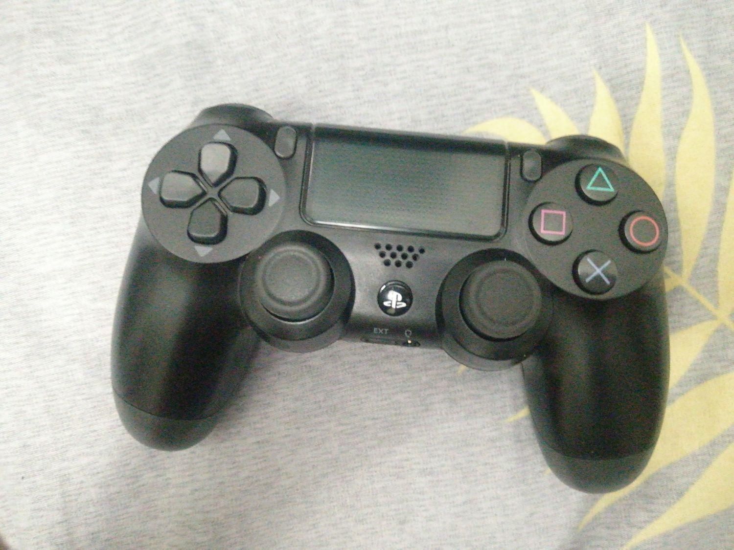 دسته ps4|کنسول، بازی ویدئویی و آنلاین|تهران, هفده شهریور|دیوار