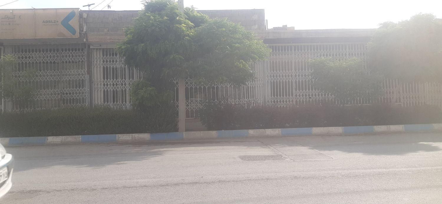 فروش مغازه ۴۲متری قهنویه(۲۱ مترهمکف ۲۱ مترزیرزمین)|فروش مغازه و غرفه|مبارکه, |دیوار