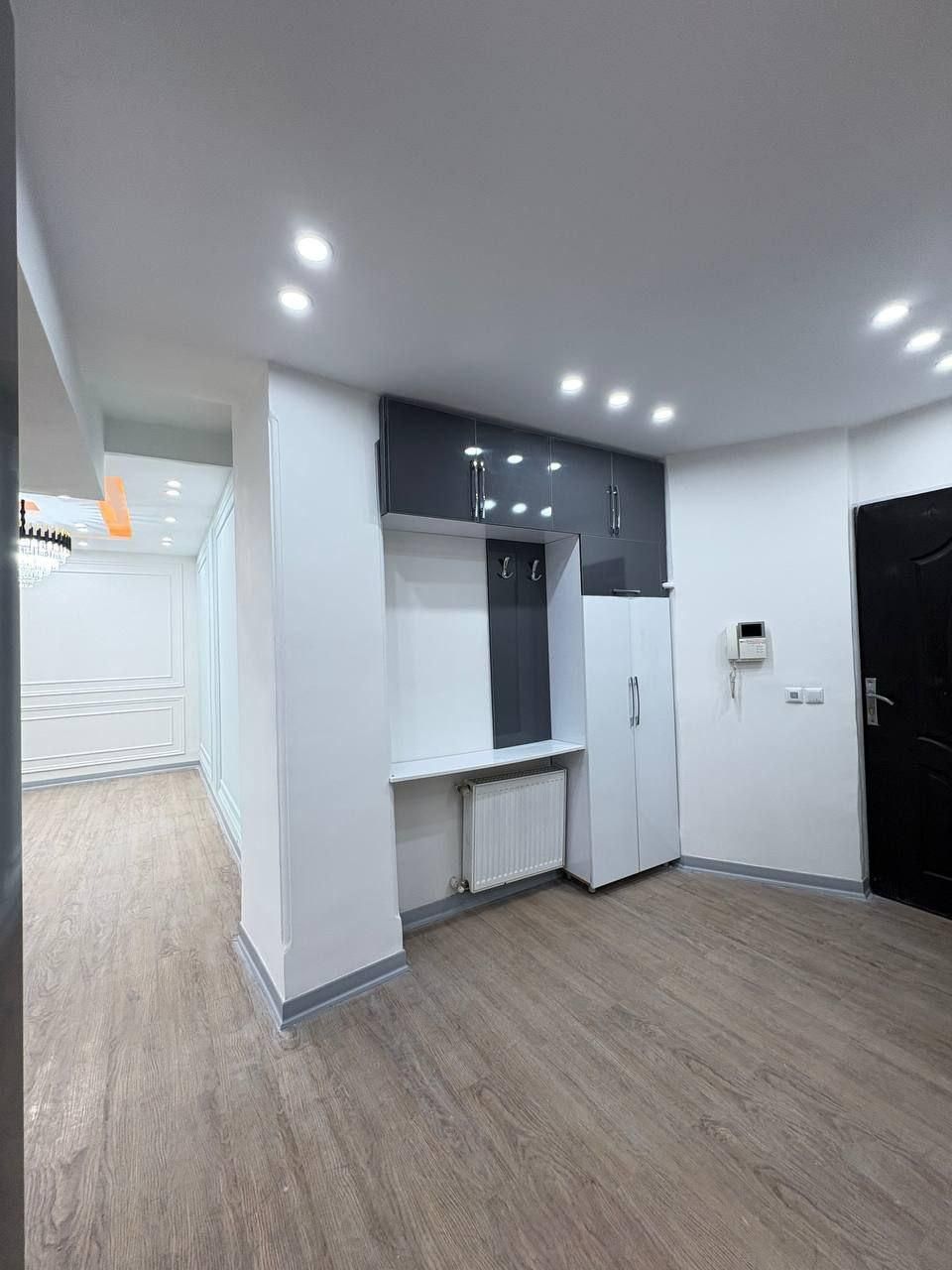 ۶۴متری / نما تراورتن/اسانسور /پکیج /پارکینگ سندی|فروش آپارتمان|تهران, دریاچه شهدای خلیج فارس|دیوار