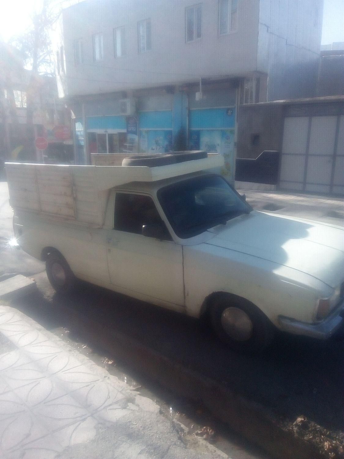 حمل بار وانت درون شهری و بیرون شهری|خدمات حمل و نقل|الیگودرز, |دیوار