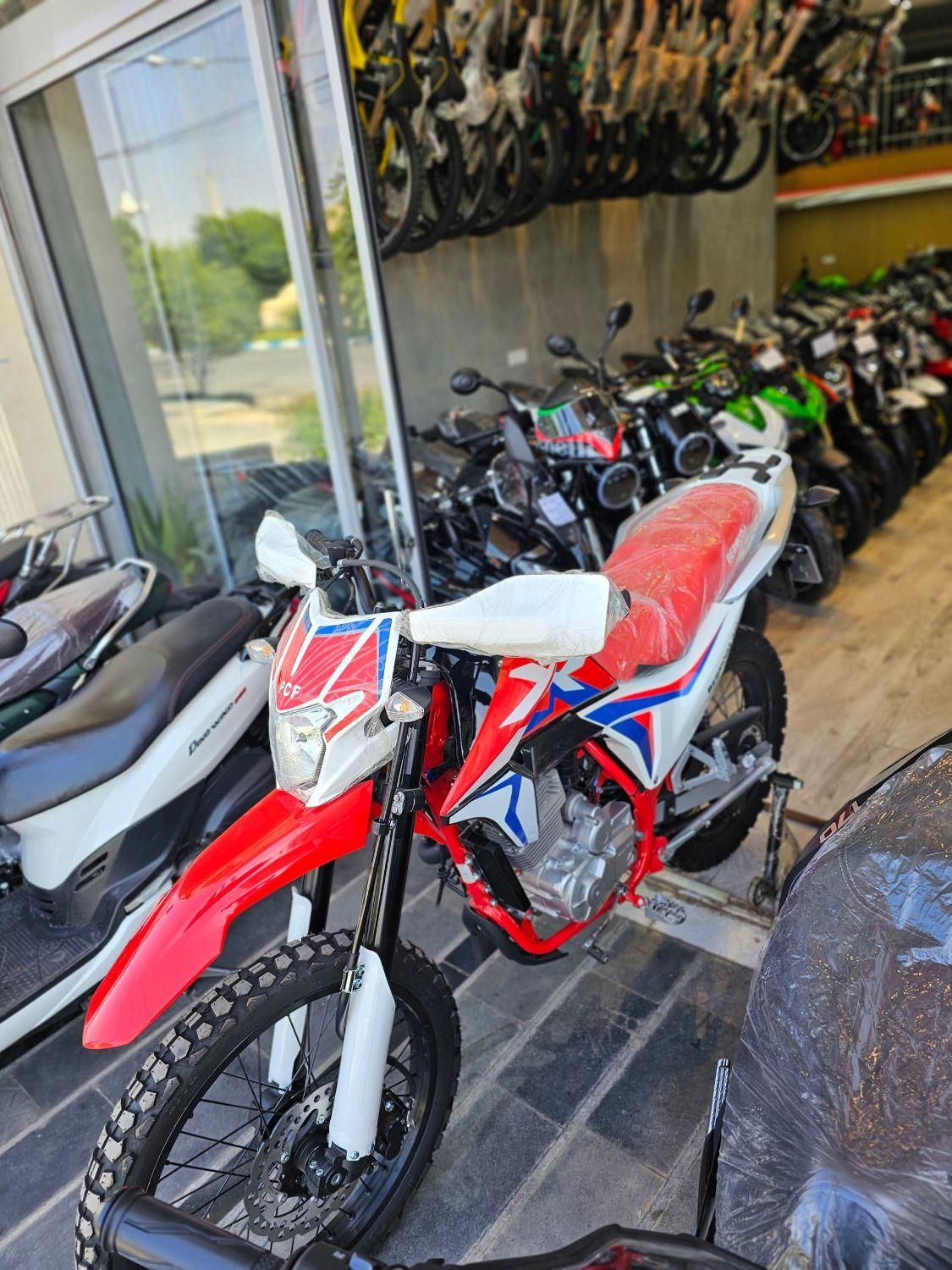 فروش اقساط تریل برمودا|موتورسیکلت|شیراز, شهرک گلستان|دیوار