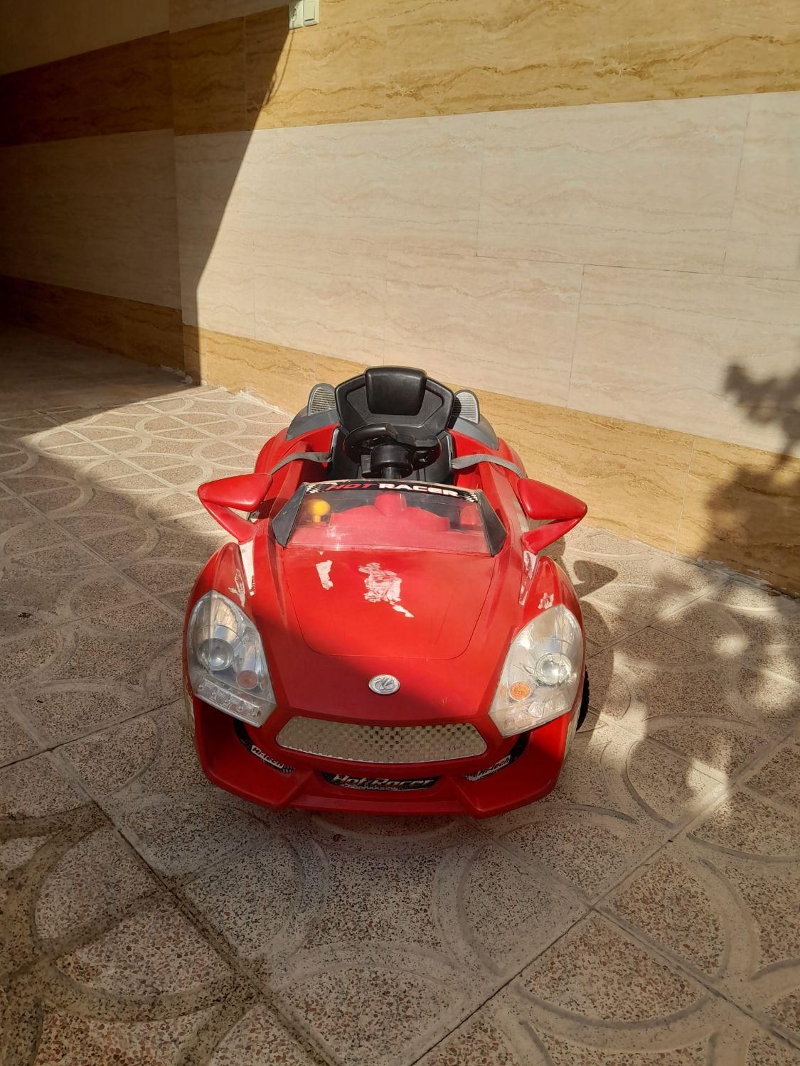 ماشین شارژی کنترل دار فروشی|اسباببازی|قرچک, زیبا شهر|دیوار