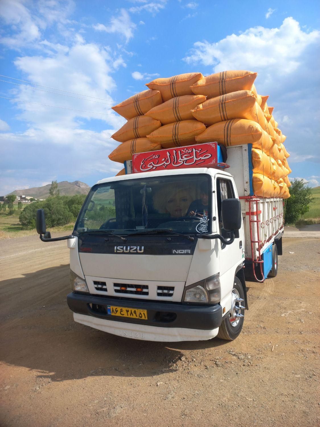 فروش و ارسال کاه گندم دیم کلش گندم دیم|لوازم جانبی حیوانات|خمینیشهر, |دیوار