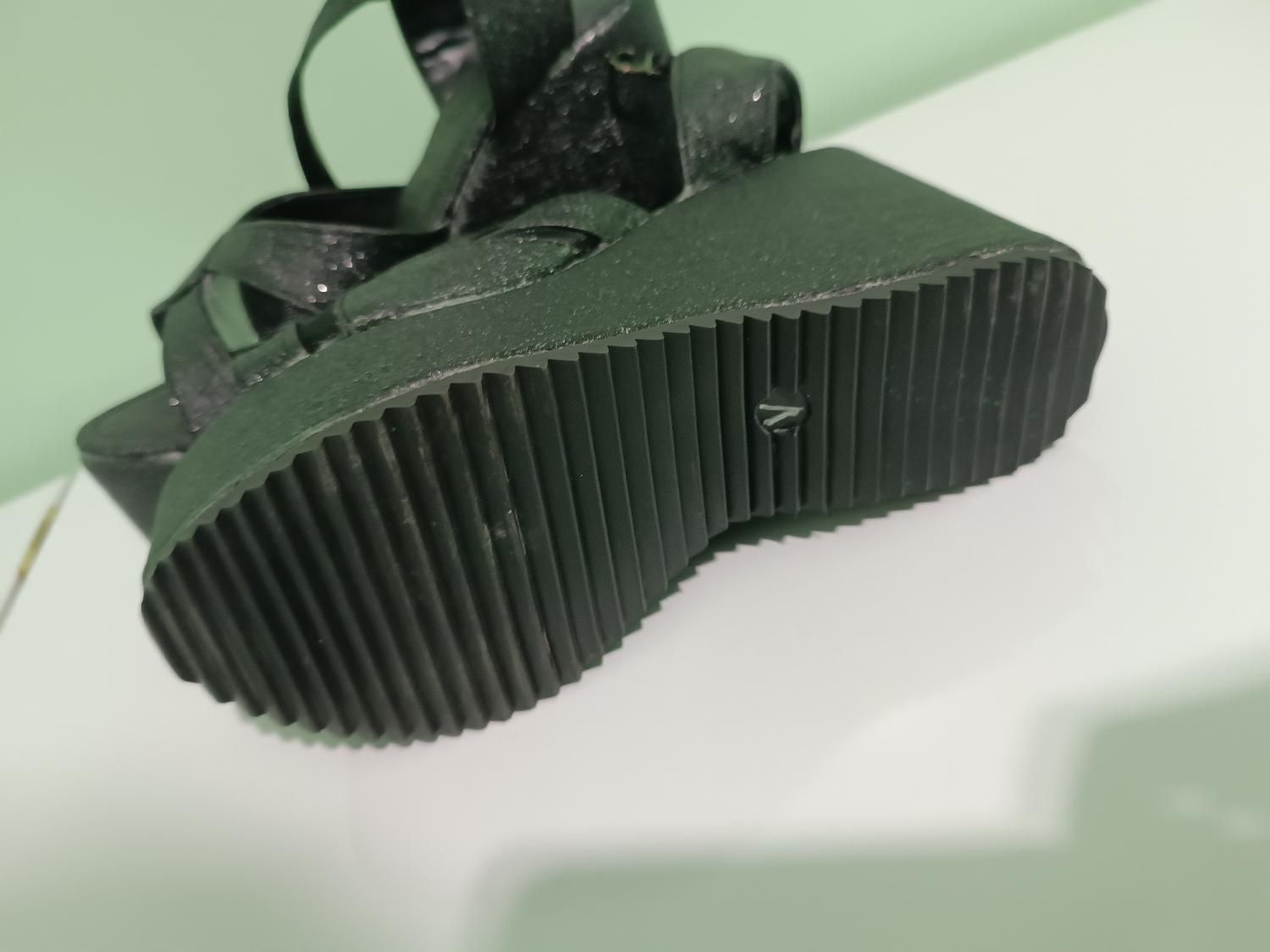 کفش مجلسی|کیف، کفش، کمربند|دزفول, |دیوار