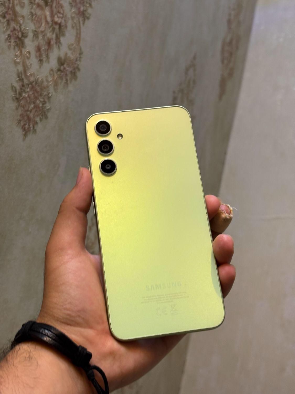 سامسونگ Galaxy A34 با حافظهٔ ۱۲۸ گیگابایت|موبایل|اصفهان, بهارستان|دیوار
