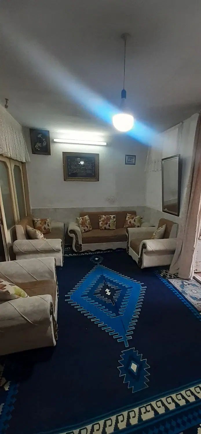مبل راحتی ۷نفره به خریدارواقعی تخفیف میدم|مبلمان خانگی و میز عسلی|مشهد, طبرسی شمالی|دیوار