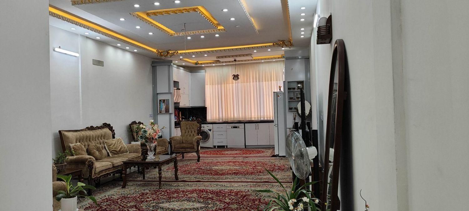 آپارتمان۱۲۵متری ۲ خواب باپارکینگ و اسانسور توس۸۵|فروش آپارتمان|مشهد, شهرک مطهری|دیوار