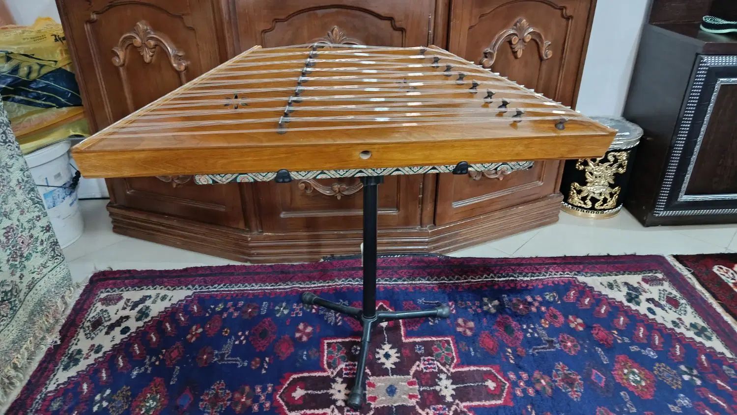 سنتور بامهر شاهین جدیدی همراه میز سنتور|سازهای سنتی|زاهدان, |دیوار