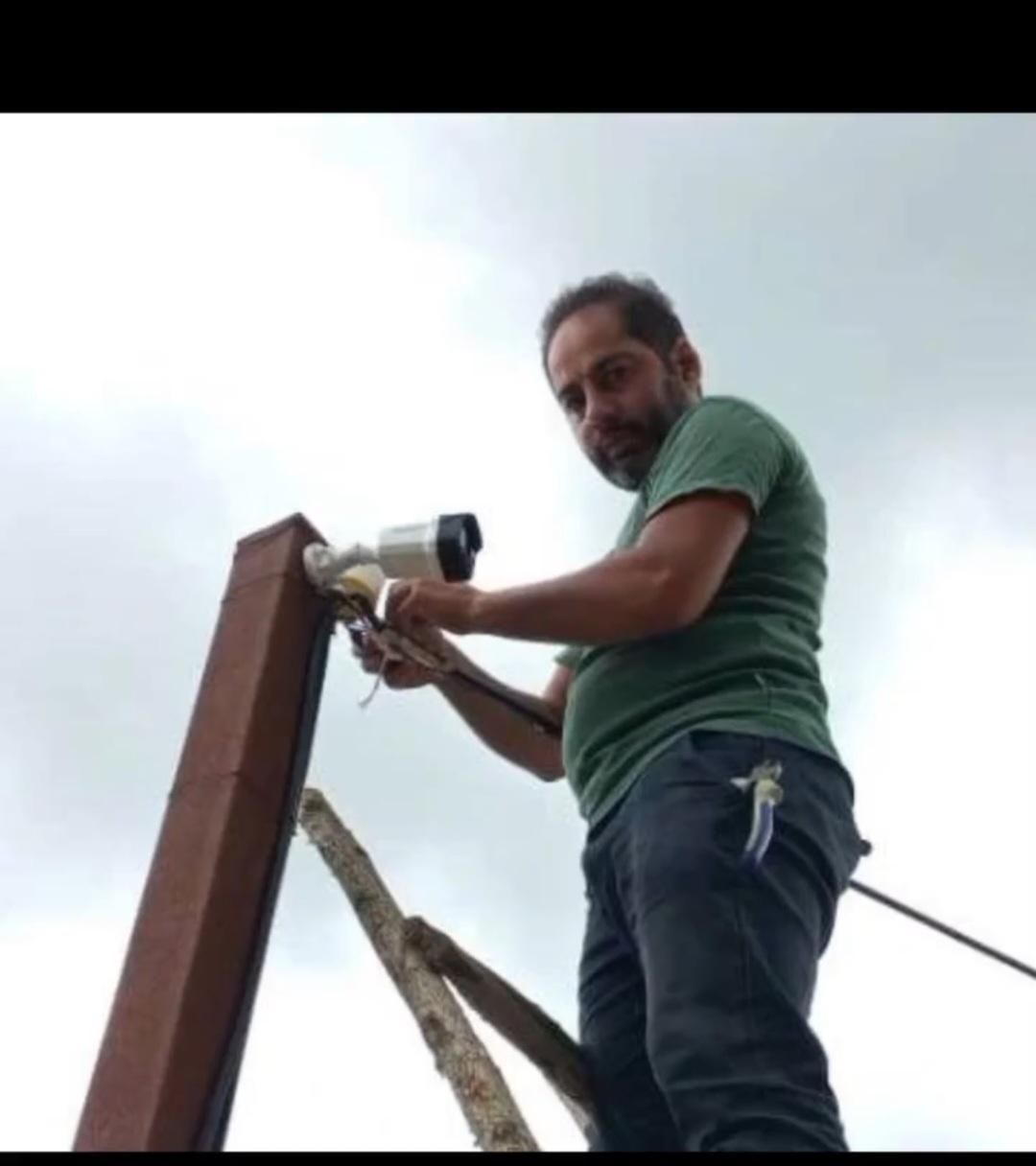 نصاب دوربین مداربسته وبرقکاری ساختمان|خدمات پیشه و مهارت|رشت, حمیدیان|دیوار