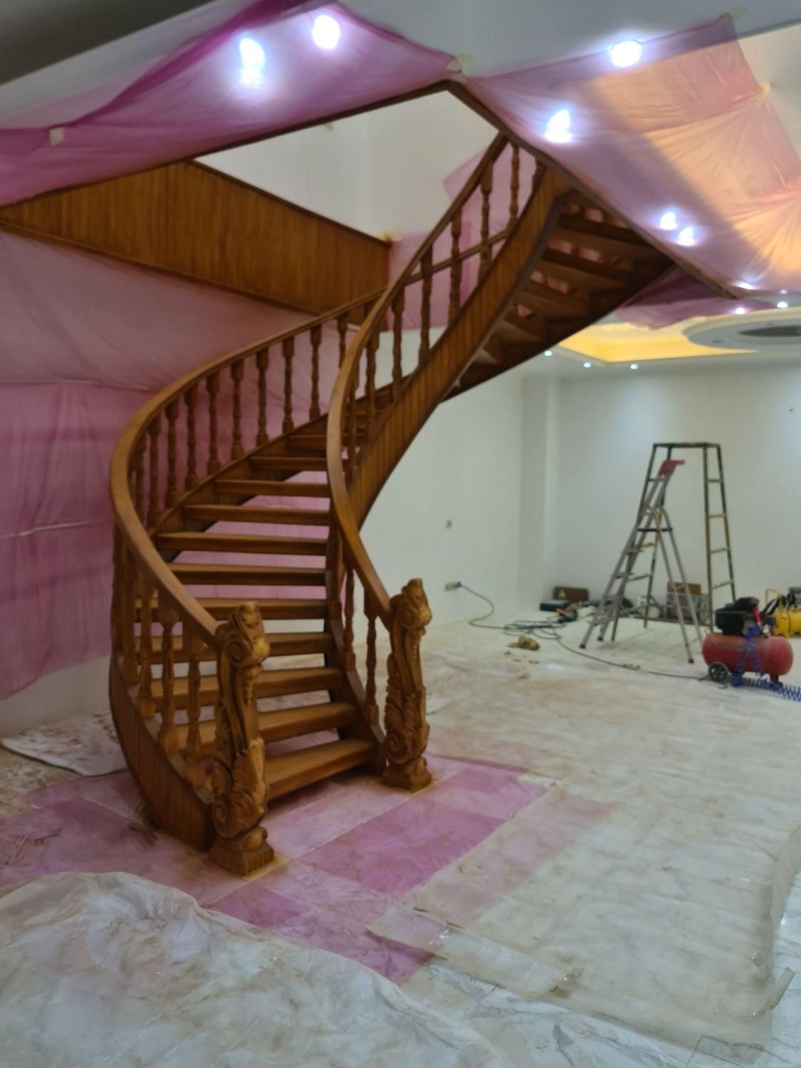 صنایع چوبی ،دکوراسیون داخلی وپله دوبلکس|خدمات پیشه و مهارت|رشت, معلم|دیوار